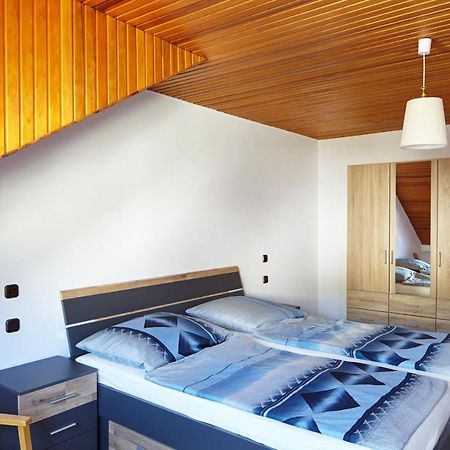 Ferienwohnung Mendgen Mit Panoramablick 贝恩卡斯特尔-屈斯 外观 照片